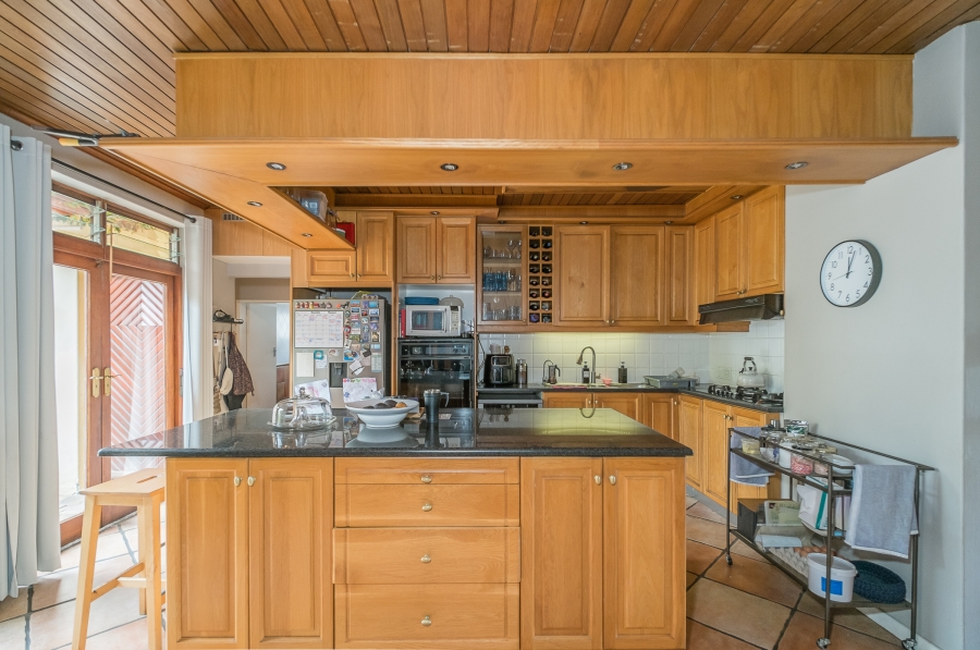 4 Bedroom Property for Sale in Edgemead Western Cape